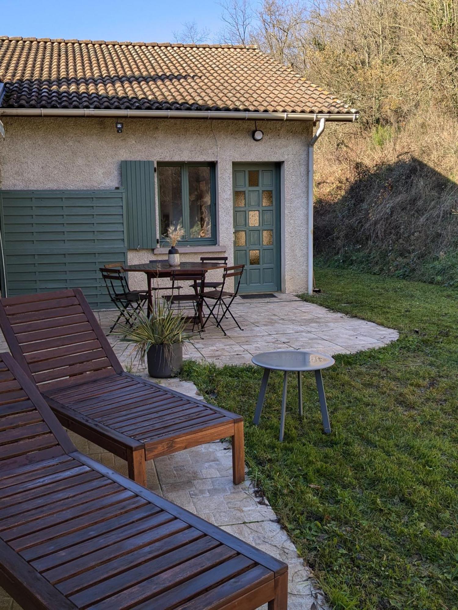 Camping Les Berges Du Doux Colombier-le-Vieux Exterior photo