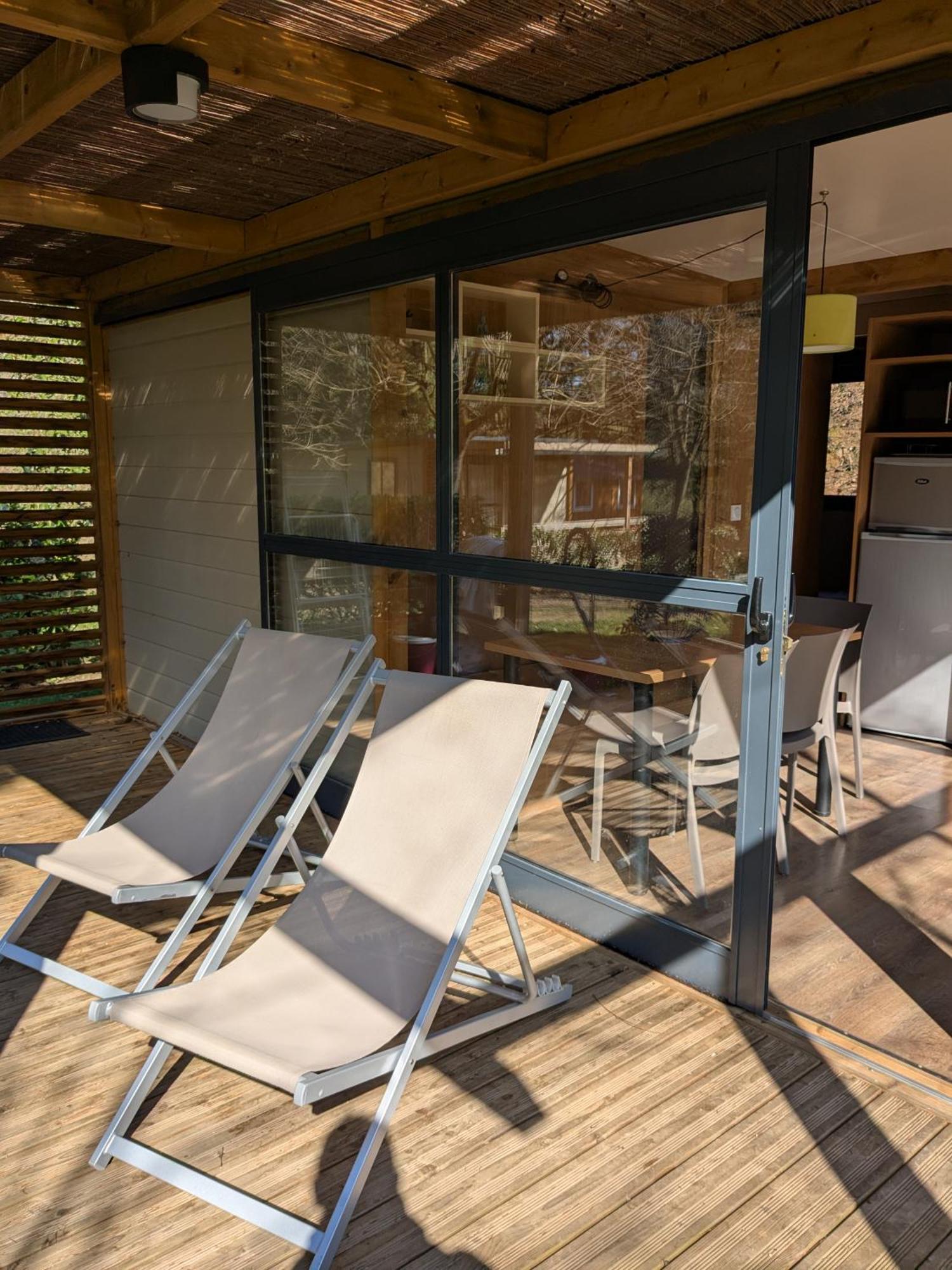 Camping Les Berges Du Doux Colombier-le-Vieux Exterior photo